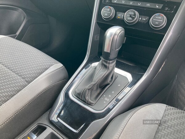 Used Volkswagen T-Roc 2022 for sale - 75072063: Photo 12
