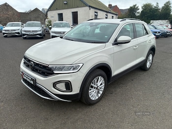 Used Volkswagen T-Roc 2023 for sale - 79304805: Photo
