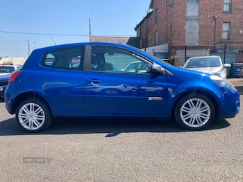 Used Renault Clio 2011 for sale - 79159394: Photo