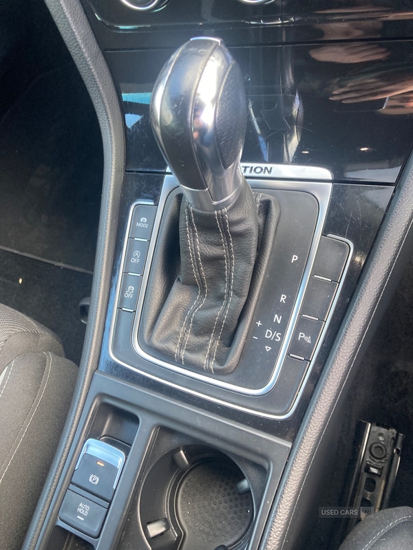 Used Volkswagen Golf 2014 for sale - 76441631: Photo 17