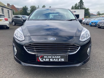 Used Ford Fiesta 2018 for sale - 76138909: Photo