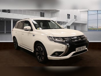 Mitsubishi - Outlander