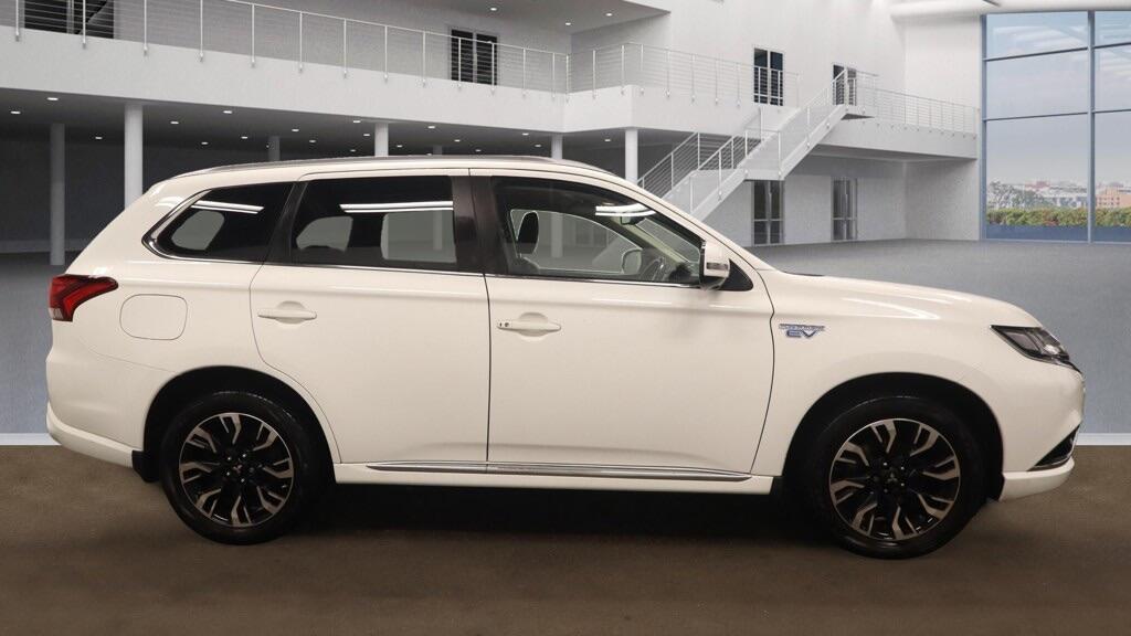 Used Mitsubishi Outlander 2018 for sale - 76349088: Photo 5