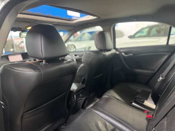 Used Honda Accord 2010 for sale - 75687240: Photo 31
