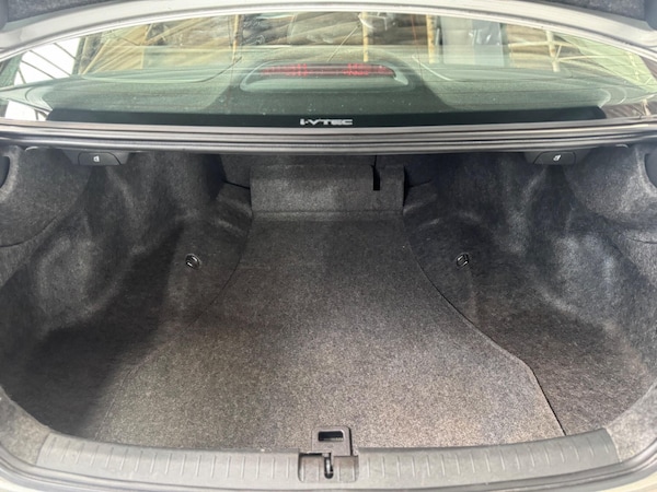 Used Honda Accord 2010 for sale - 75687240: Photo 33
