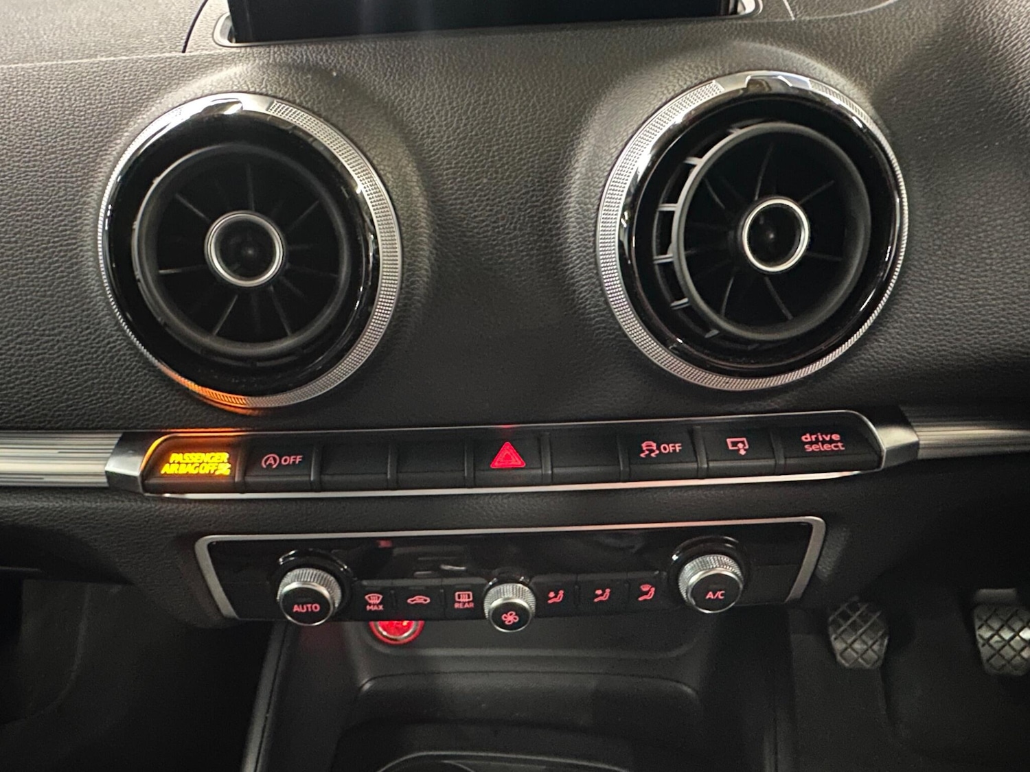 Used Audi A3 2015 for sale - 77143760: Photo 25