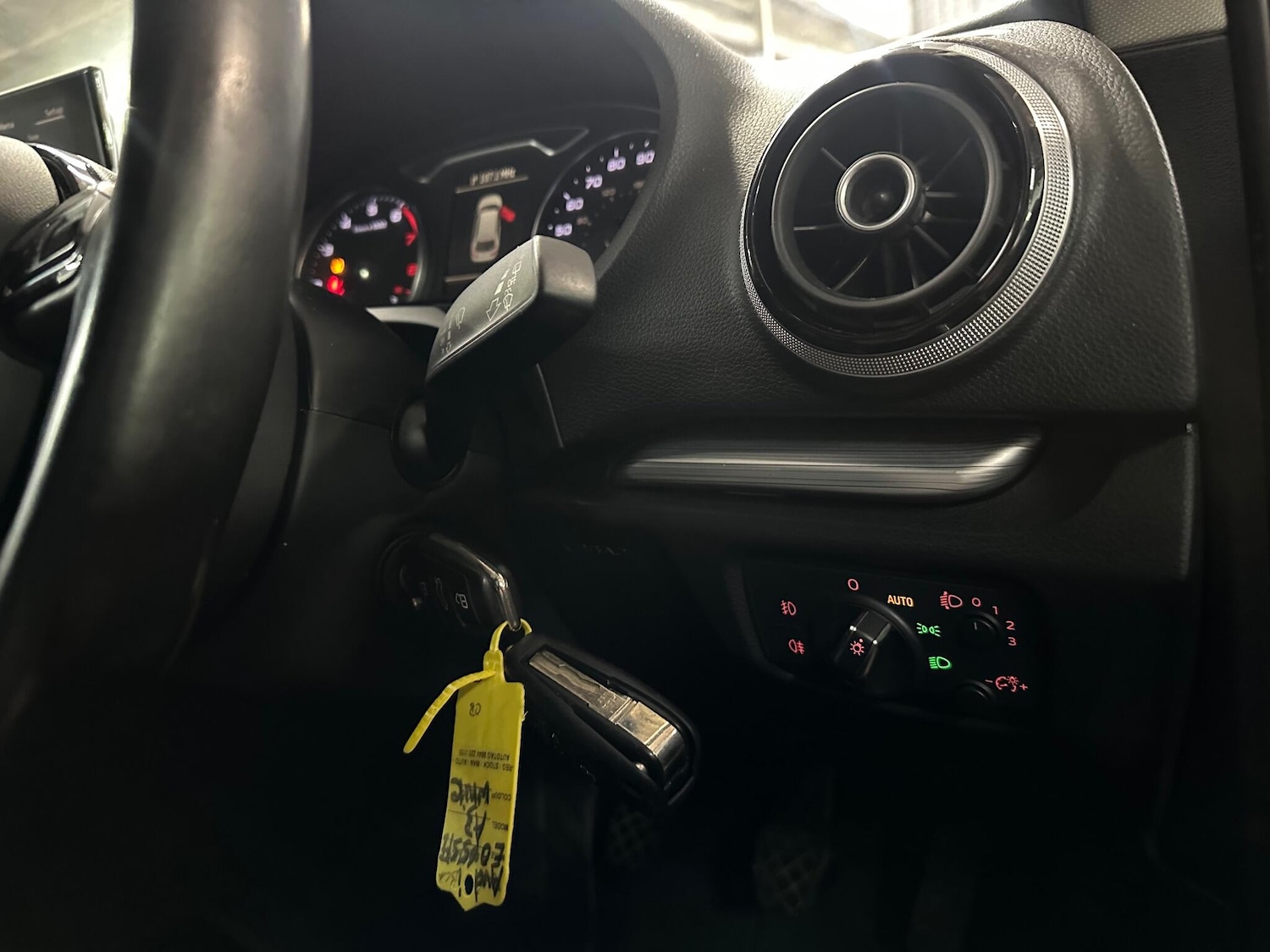 Used Audi A3 2015 for sale - 77143760: Photo 27