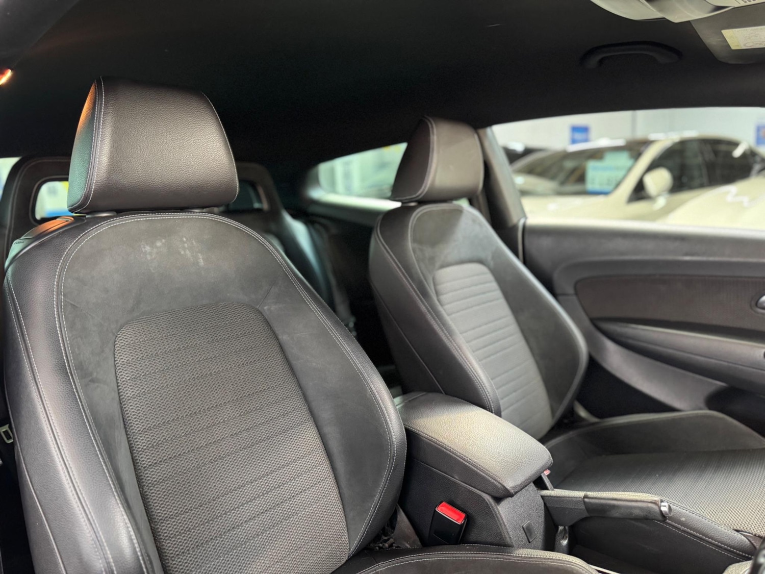 Used Volkswagen Scirocco 2017 for sale - 76485764: Photo 29