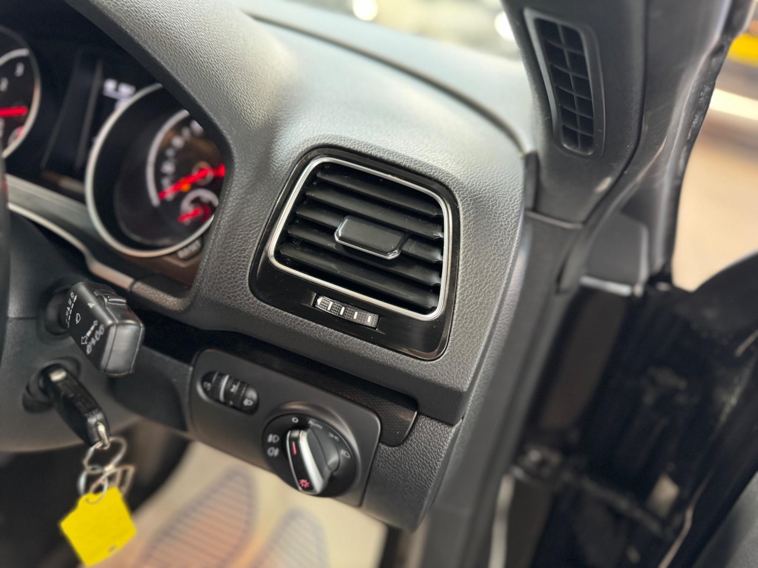 Used Volkswagen Scirocco 2017 for sale - 76485764: Photo 42