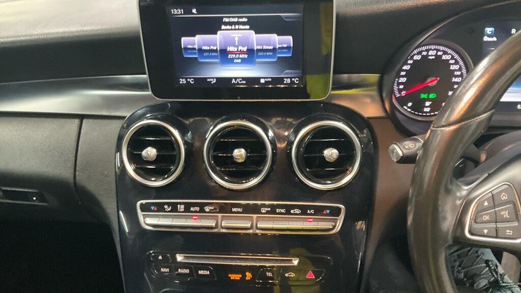 Used Mercedes-Benz C Class 2015 for sale - 76562428: Photo 10