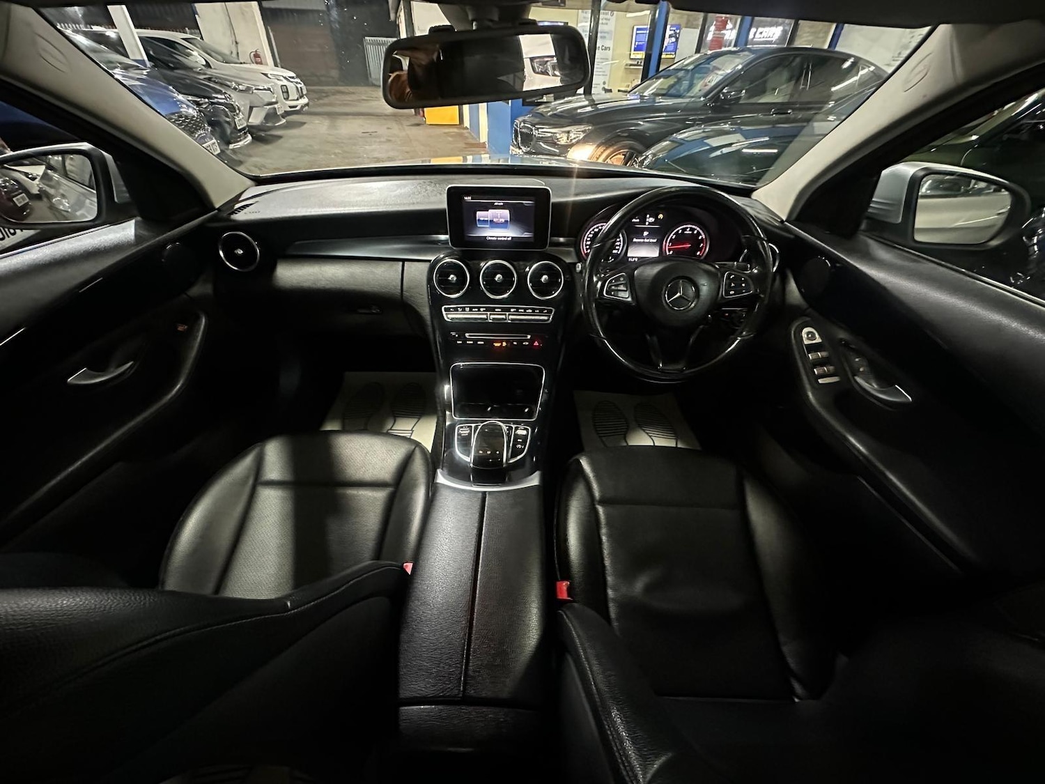 Used Mercedes-Benz C Class 2015 for sale - 76562428: Photo 11