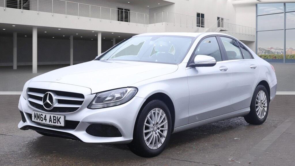 Used Mercedes-Benz C Class 2015 for sale - 76562428: Photo 2