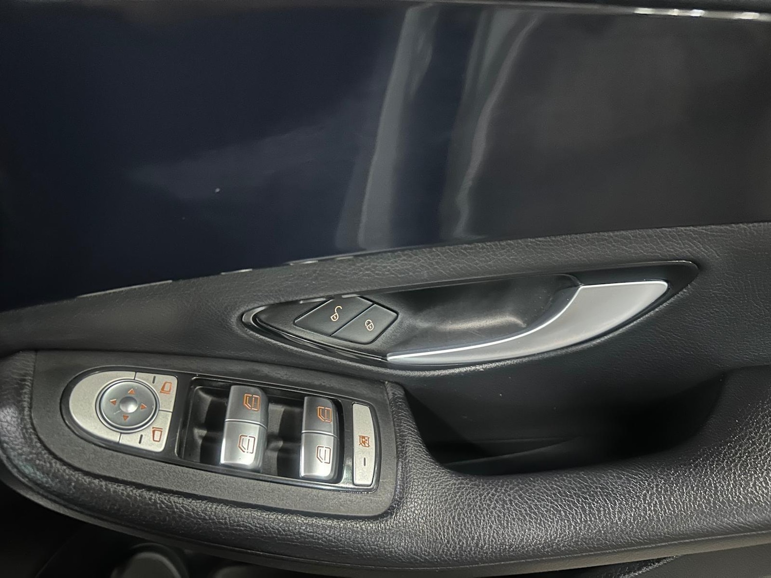 Used Mercedes-Benz C Class 2015 for sale - 76562428: Photo 33