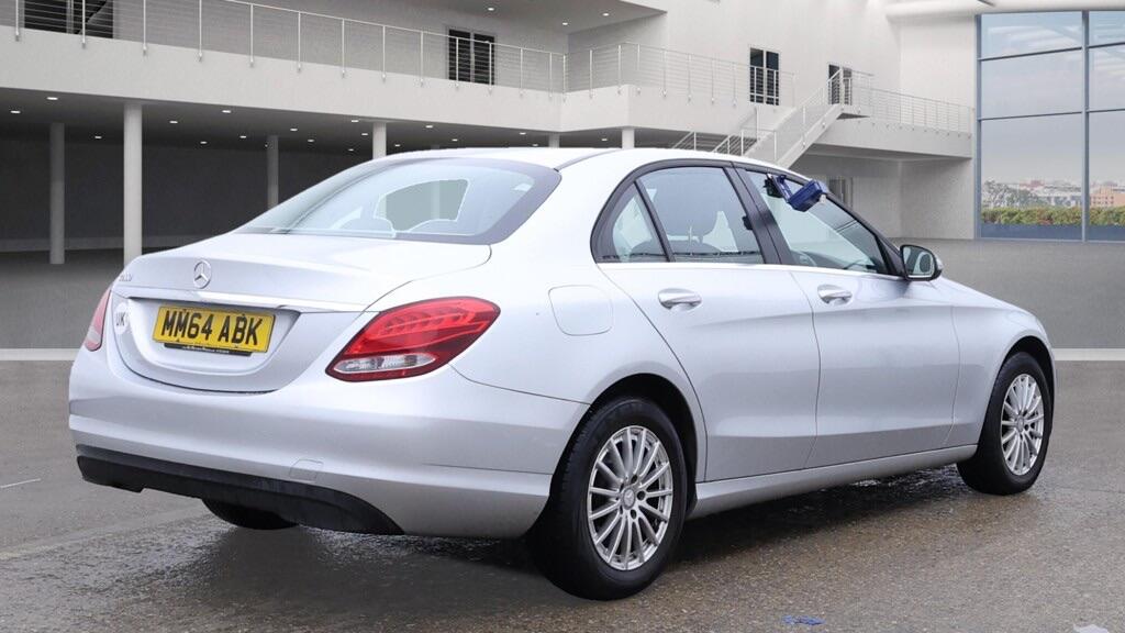 Used Mercedes-Benz C Class 2015 for sale - 76562428: Photo 4