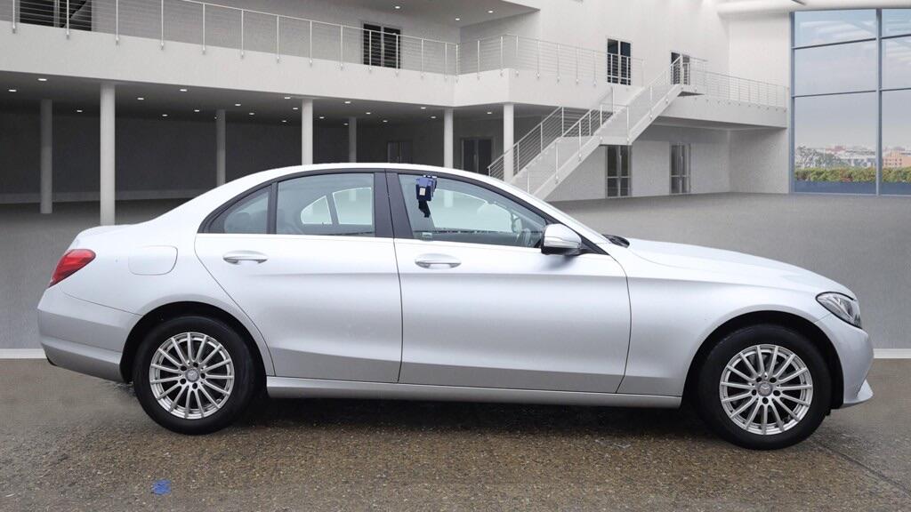 Used Mercedes-Benz C Class 2015 for sale - 76562428: Photo 5
