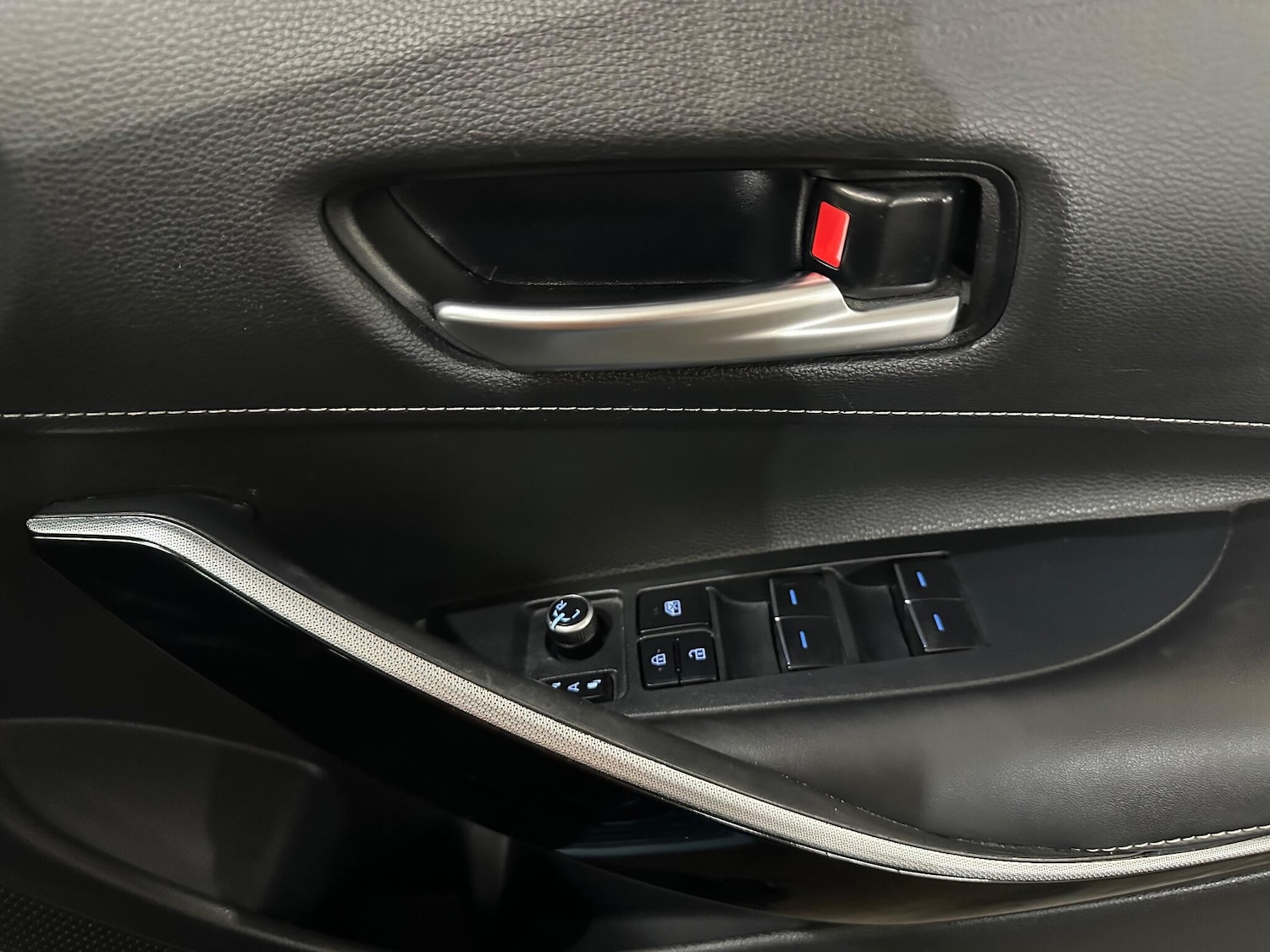 Used Toyota Corolla 2021 for sale - 76953571: Photo 28