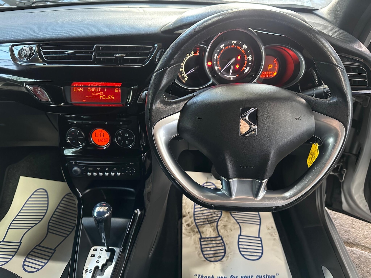 Used Citroen DS3 2010 for sale - 77695661: Photo 7