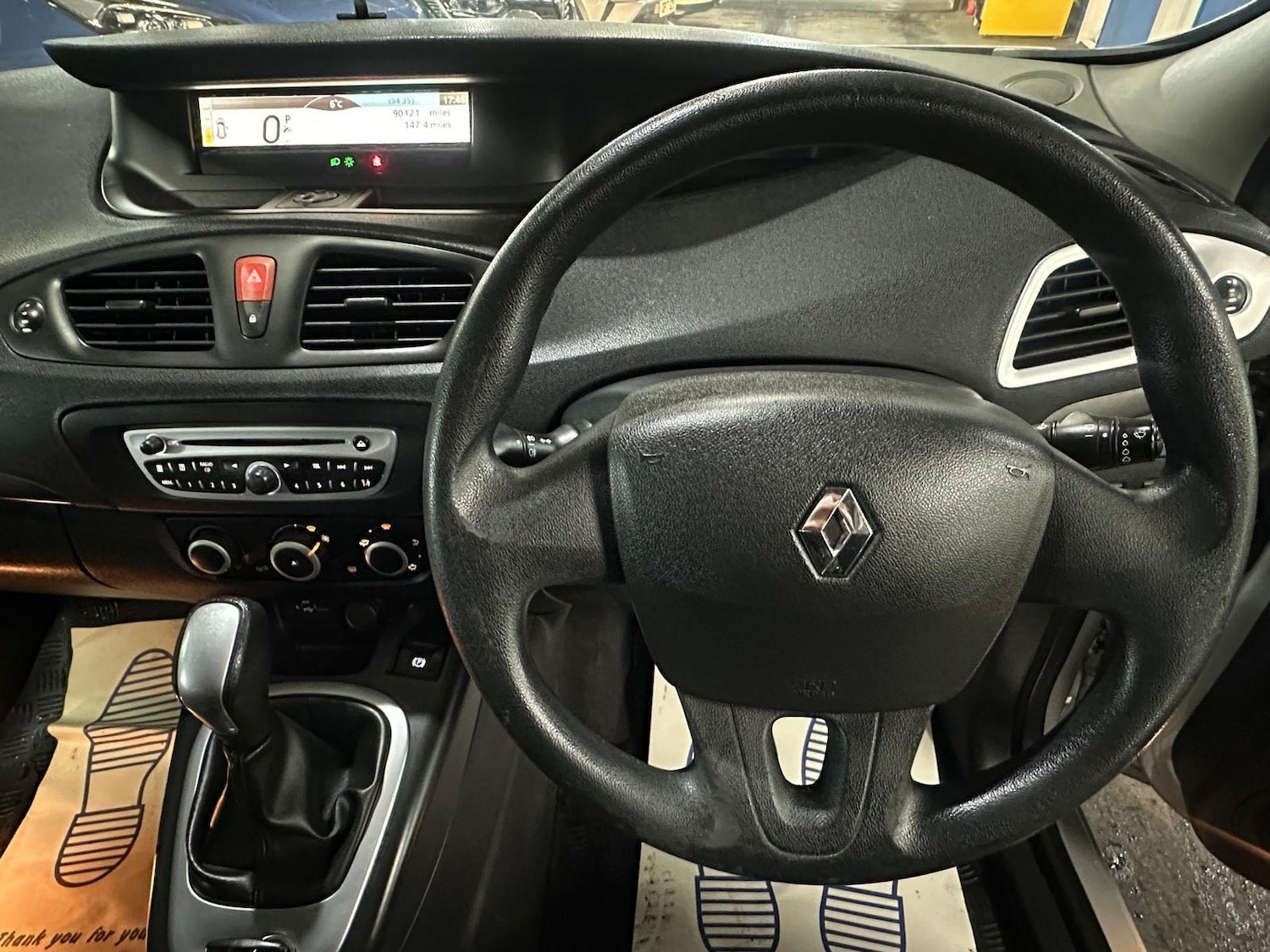 Used Renault Scenic 2009 for sale - 76715545: Photo 11