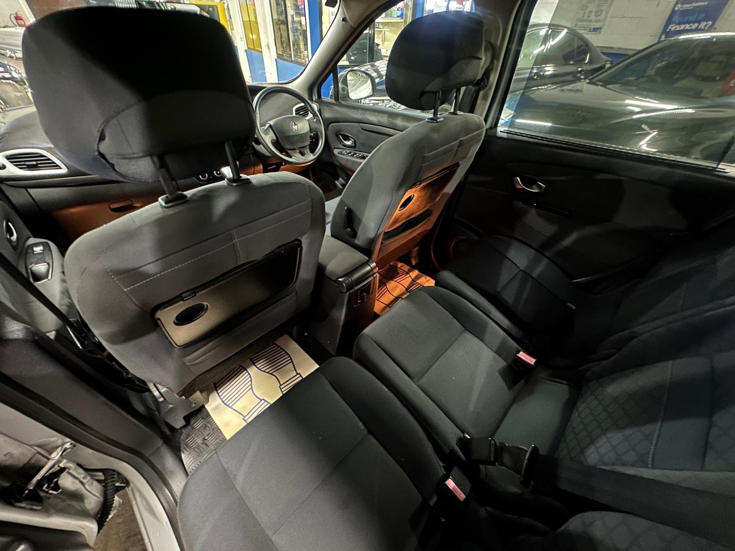 Used Renault Scenic 2009 for sale - 76715545: Photo 21