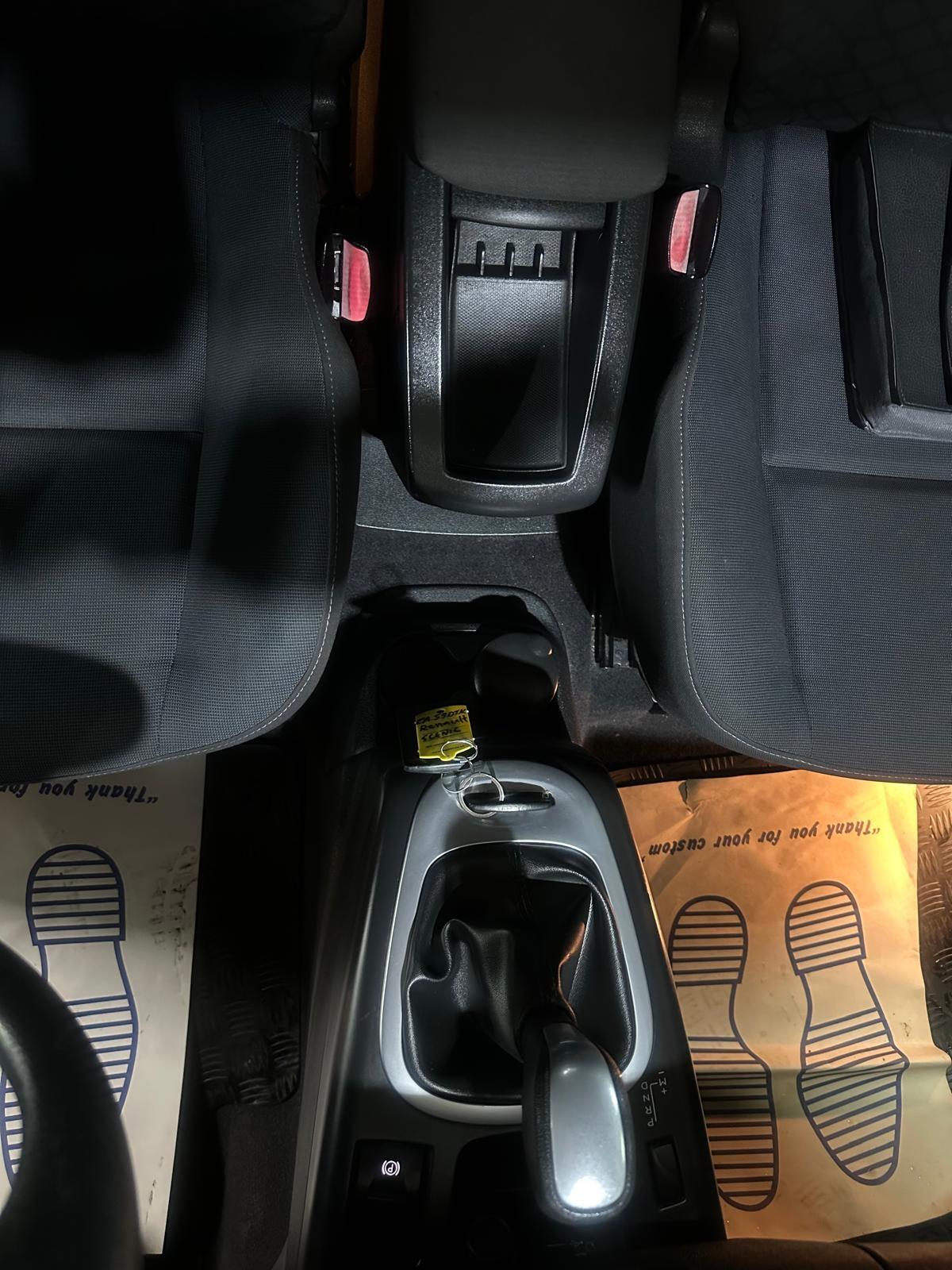 Used Renault Scenic 2009 for sale - 76715545: Photo 26