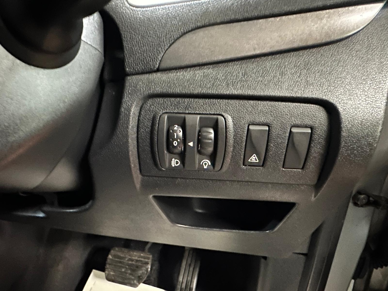 Used Renault Scenic 2009 for sale - 76715545: Photo 27