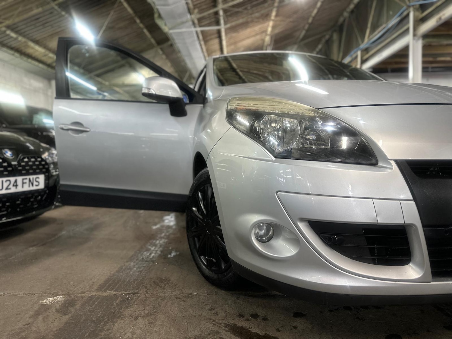 Used Renault Scenic 2009 for sale - 76715545: Photo 5