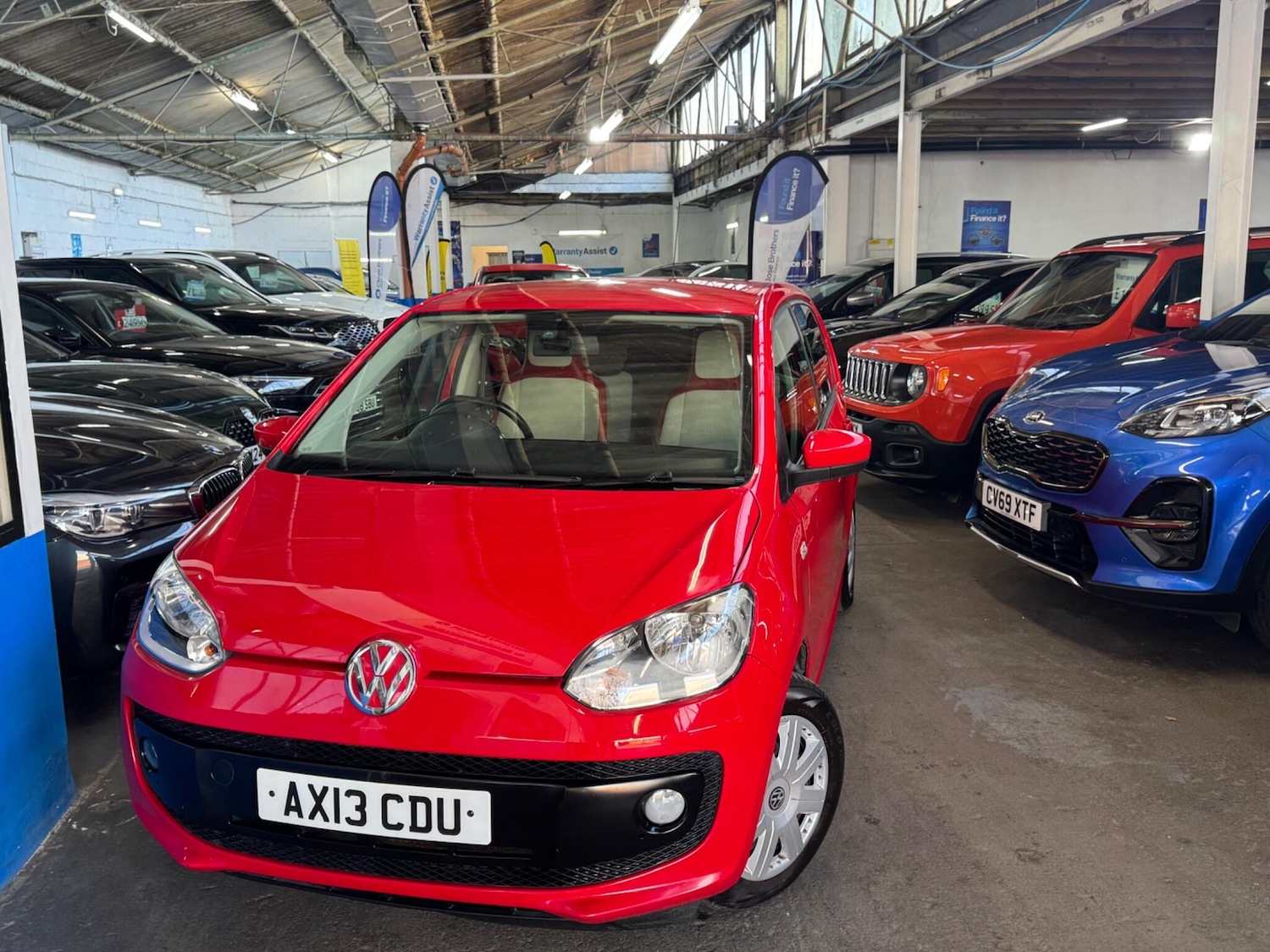 Used Volkswagen up! 2013 for sale - 76913892: Photo 11