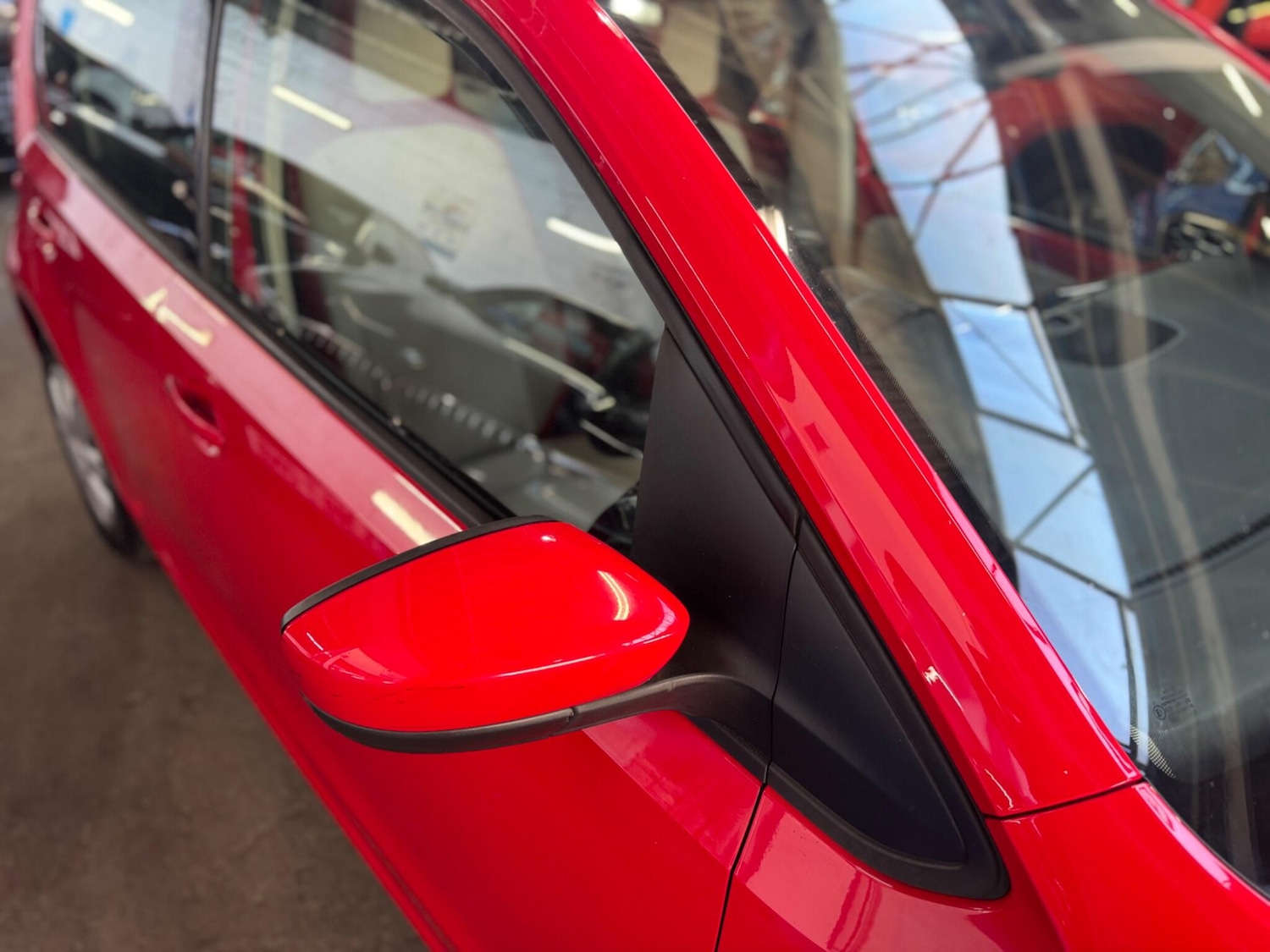 Used Volkswagen up! 2013 for sale - 76913892: Photo 19