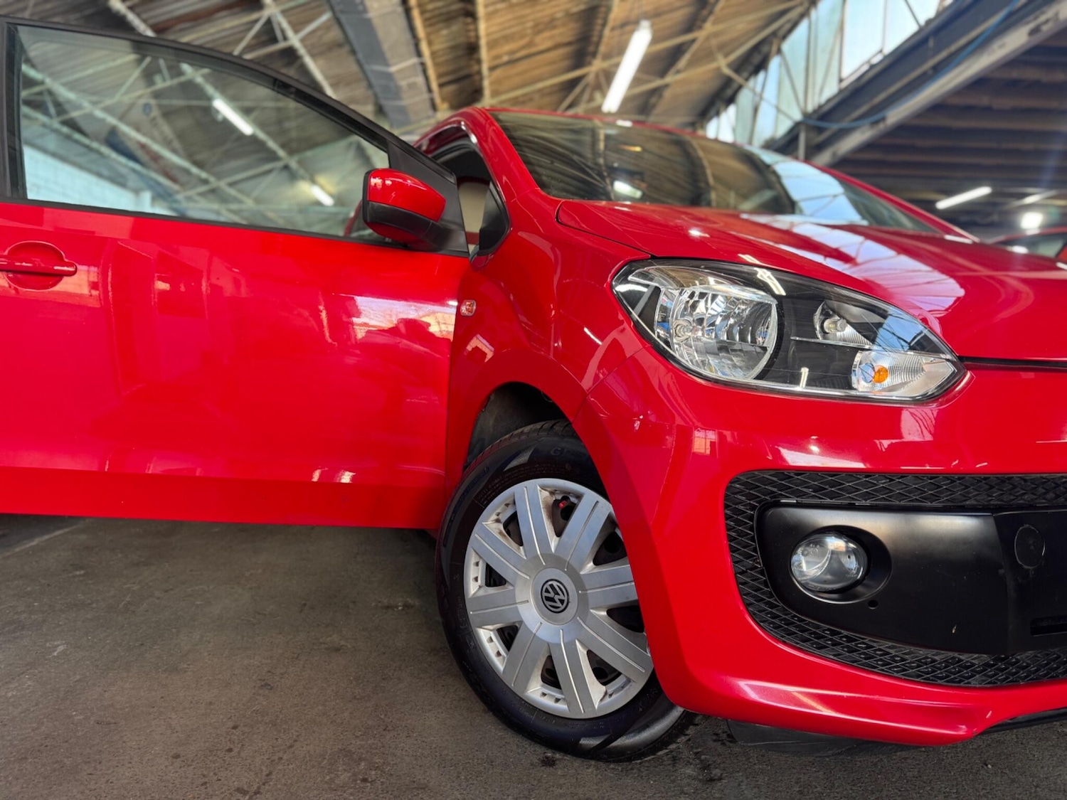 Used Volkswagen up! 2013 for sale - 76913892: Photo 20