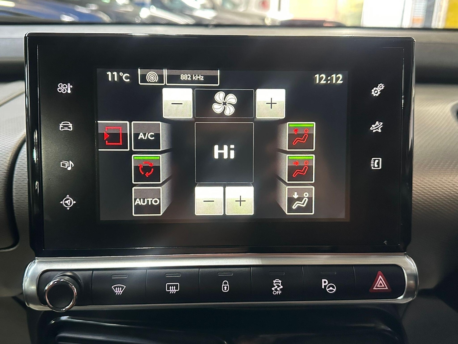 Used Citroen C4 Cactus for sale - 76742827: Photo 32