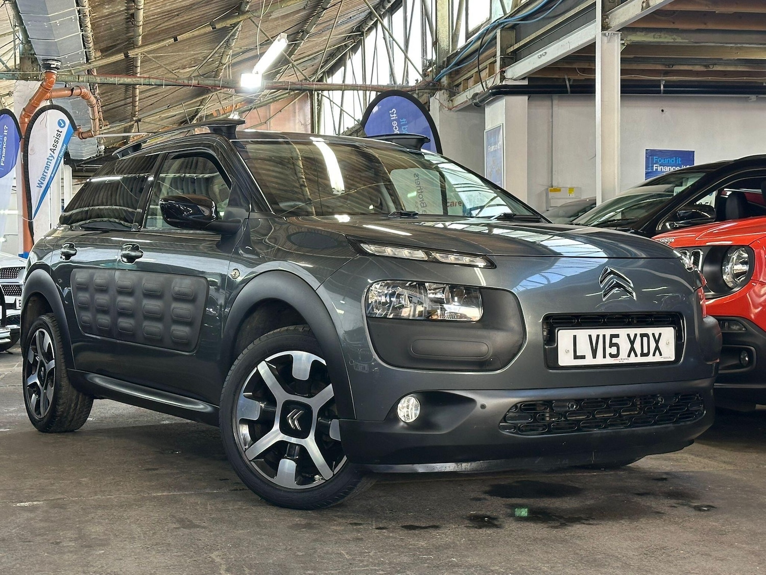 Used Citroen C4 Cactus for sale - 76742827: Photo 7