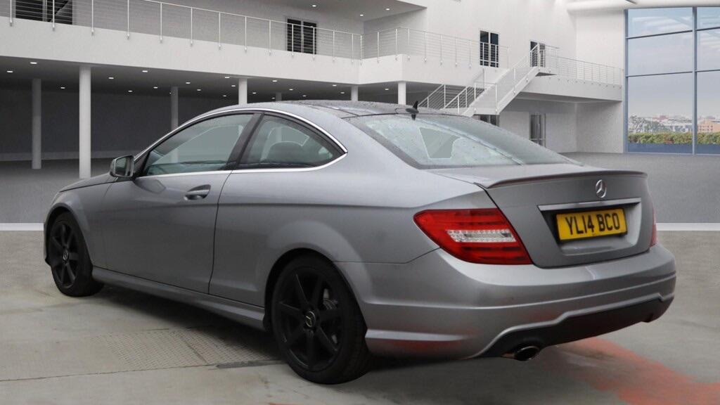 Used Mercedes-Benz C Class 2014 for sale - 76360865: Photo 3