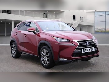 2016 (16) - 2.5 300h Luxury SUV 5dr Petrol Hybrid E-CVT 4WD Euro 6 (s/s) (197 ps)