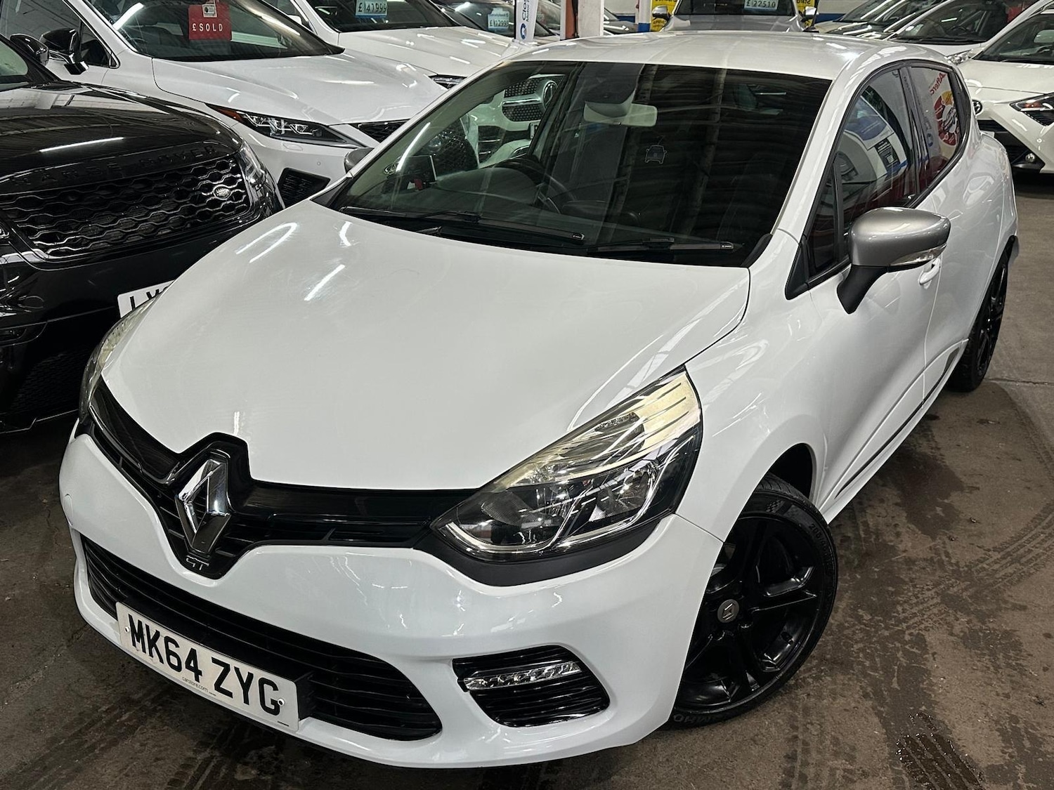 Used Renault Clio 2014 for sale - 76666486: Photo 14