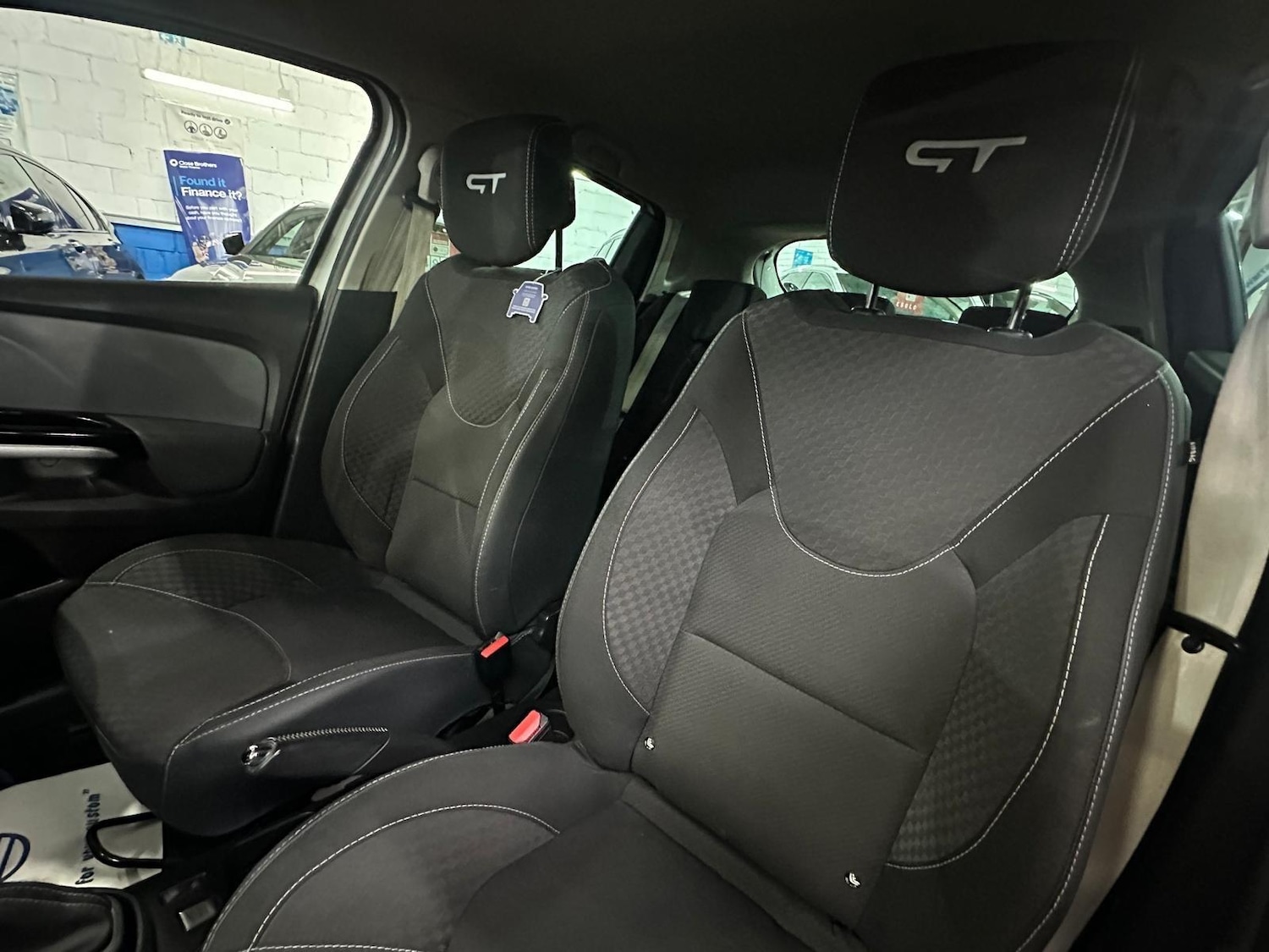 Used Renault Clio 2014 for sale - 76666486: Photo 25