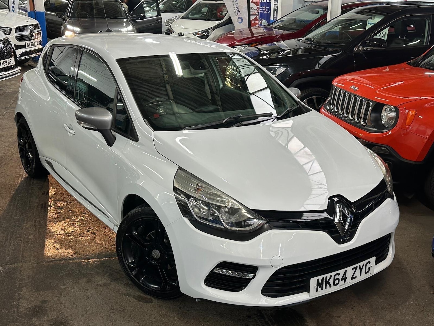 Used Renault Clio 2014 for sale - 76666486: Photo 9