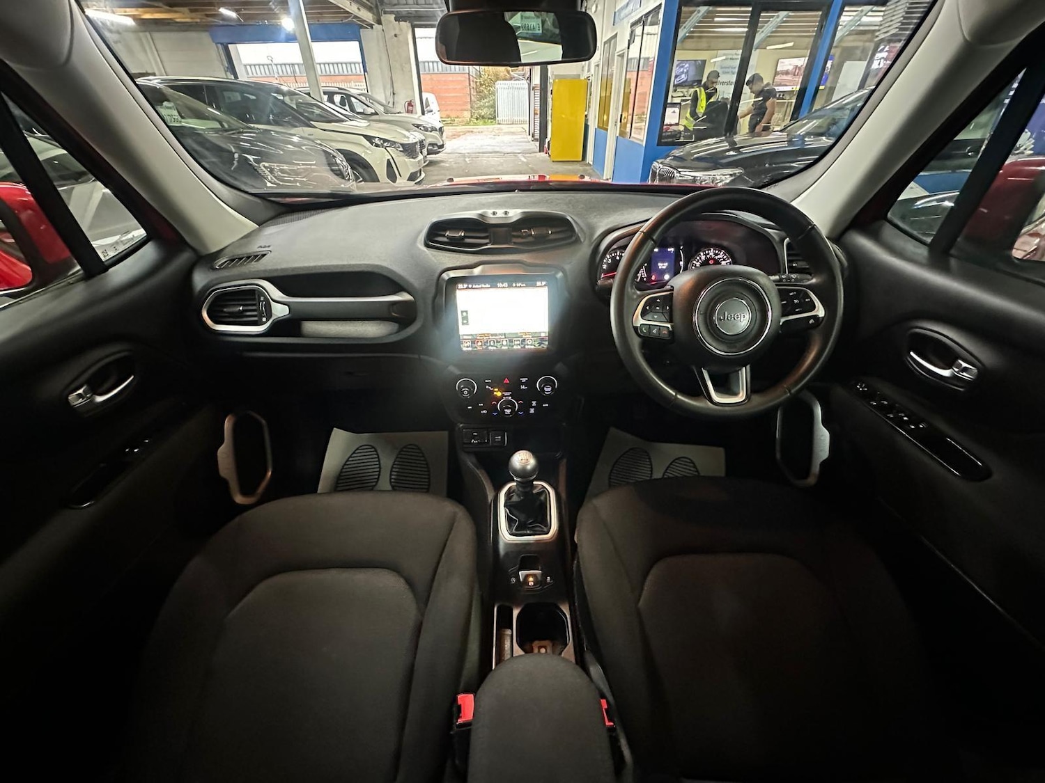 Used Jeep Renegade 2019 for sale - 76990306: Photo 5