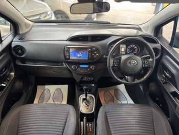 Used Toyota Yaris 2018 for sale - 74895615: Photo