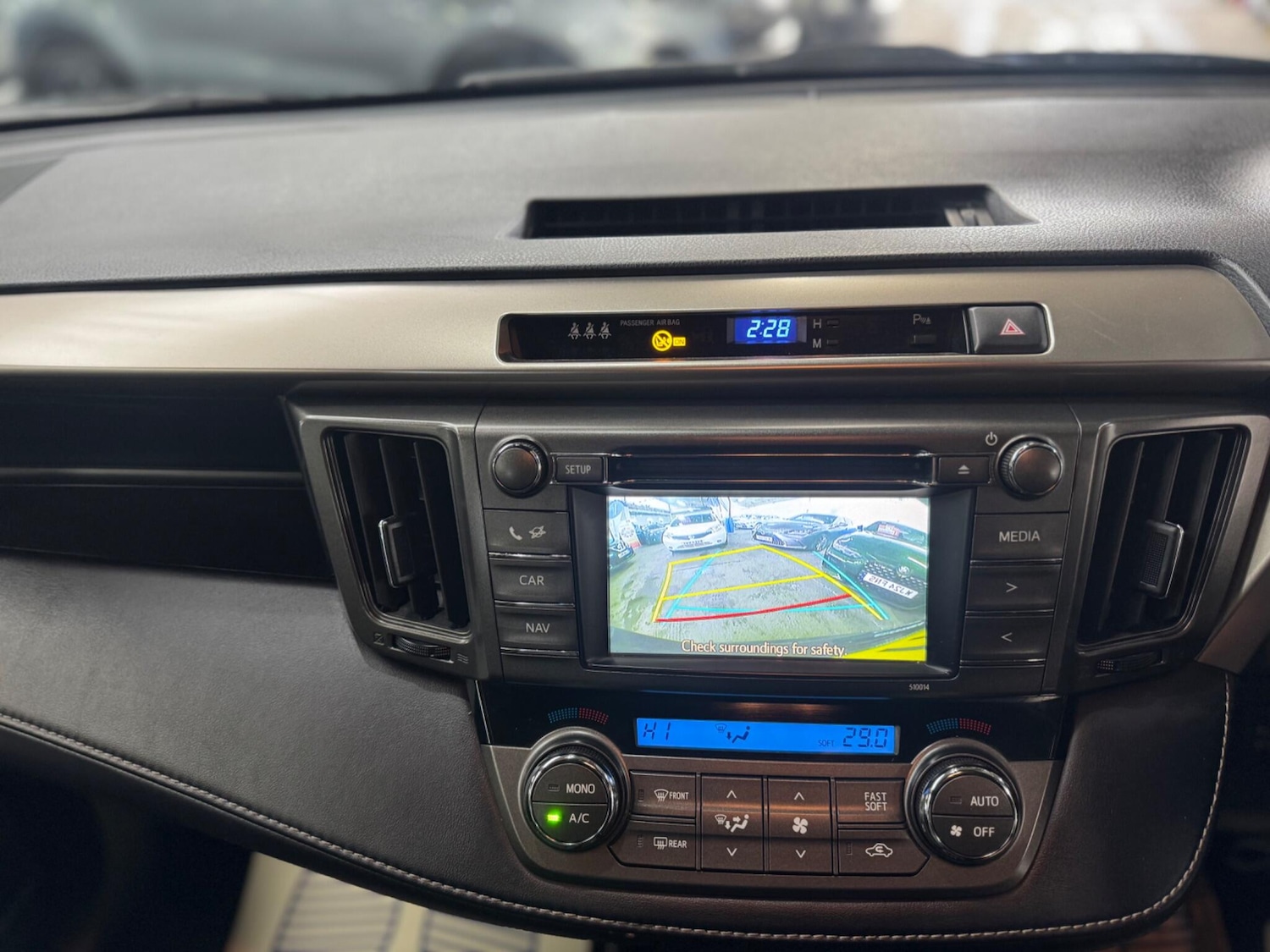 Used Toyota RAV4 2014 for sale - 77456255: Photo 24