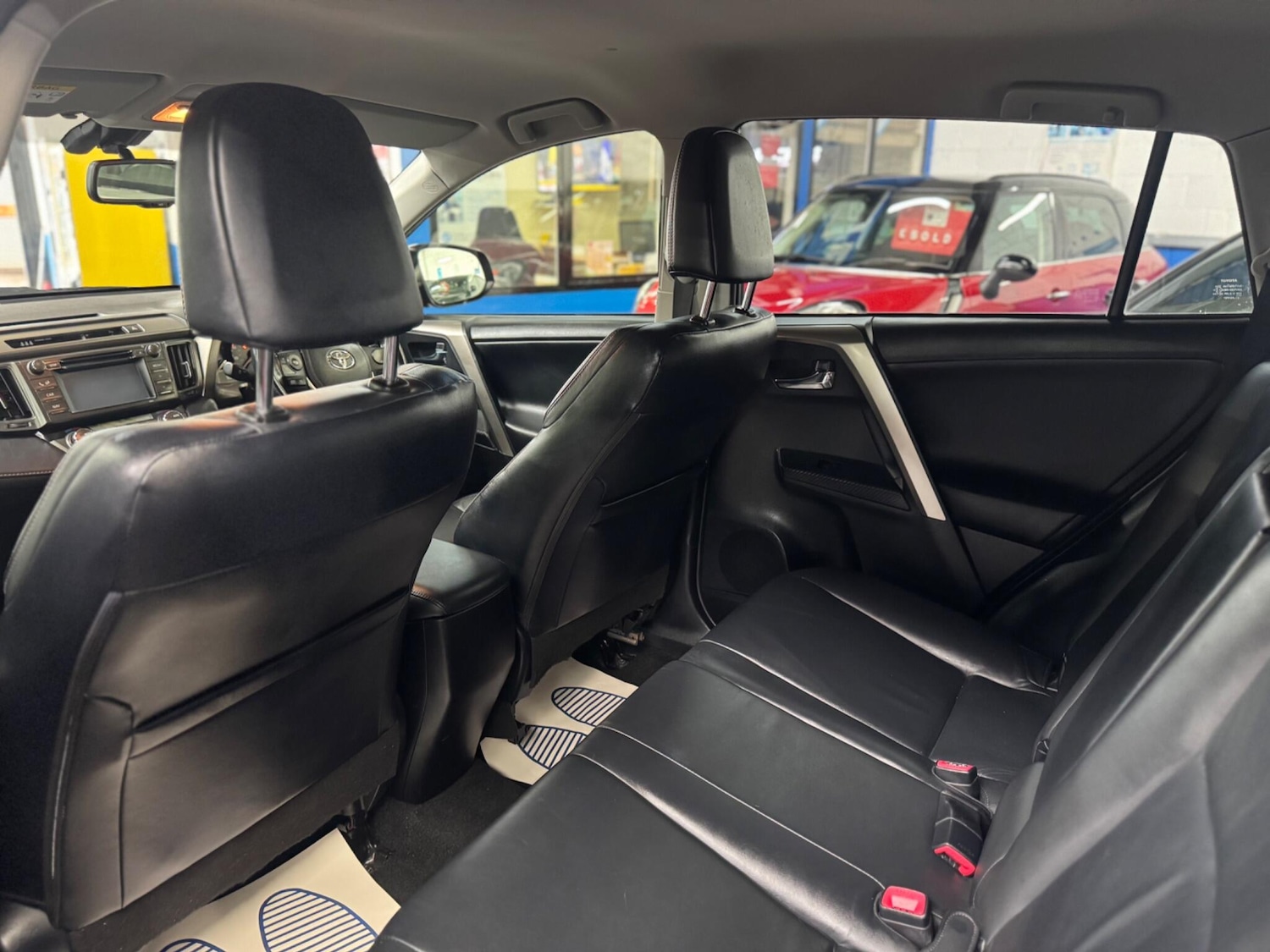 Used Toyota RAV4 2014 for sale - 77456255: Photo 32