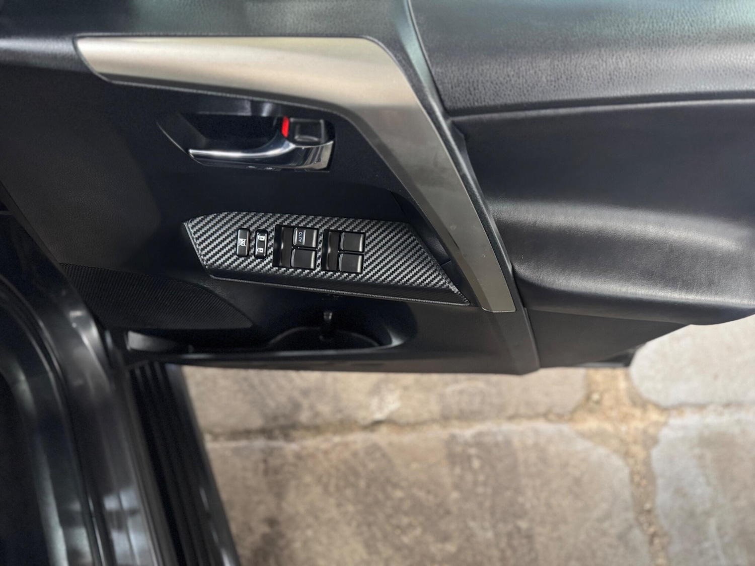 Used Toyota RAV4 2014 for sale - 77456255: Photo 41