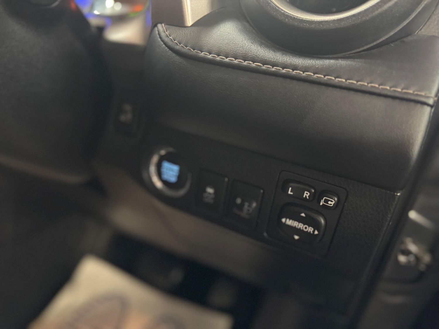 Used Toyota RAV4 2014 for sale - 77456255: Photo 42