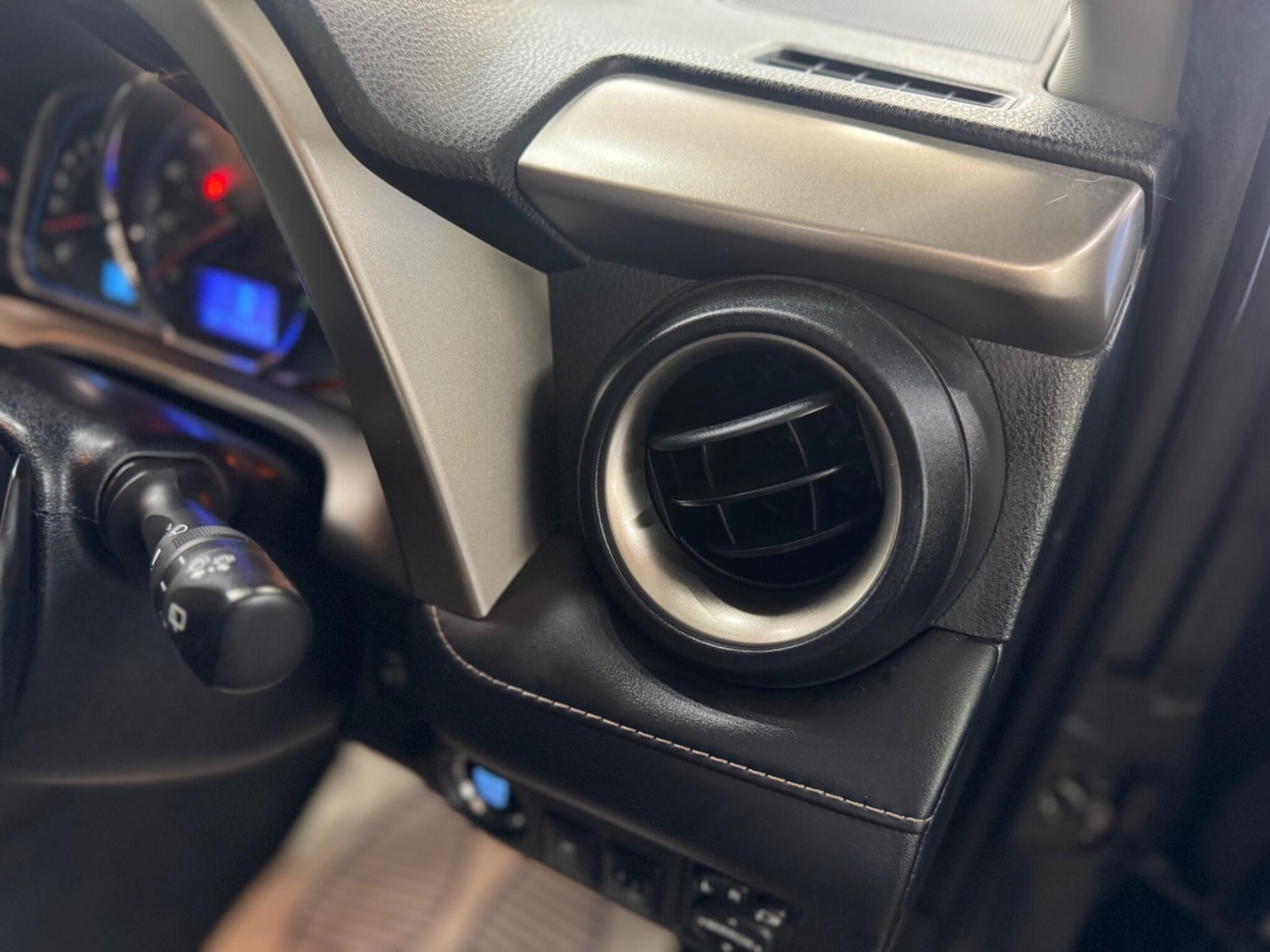 Used Toyota RAV4 2014 for sale - 77456255: Photo 43