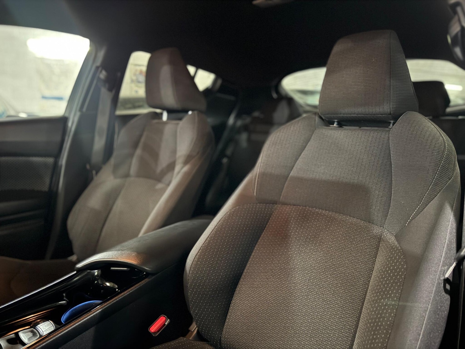 Used Toyota C-HR 2018 for sale - 77278723: Photo 20