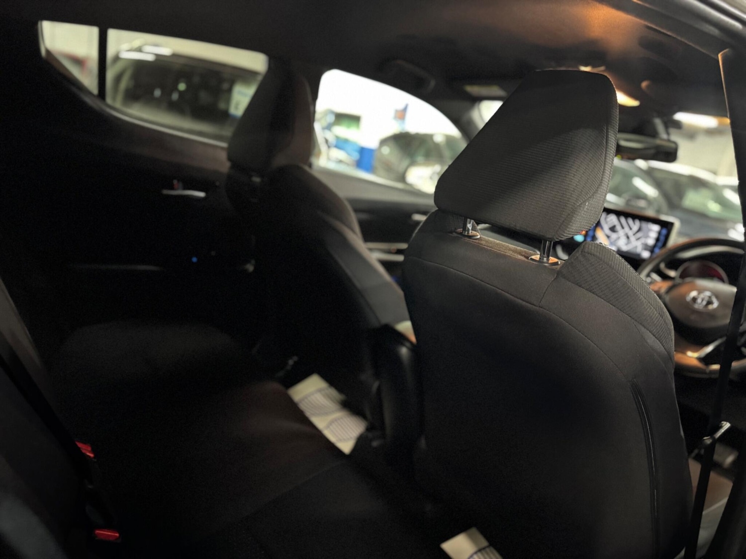 Used Toyota C-HR 2018 for sale - 77278723: Photo 26