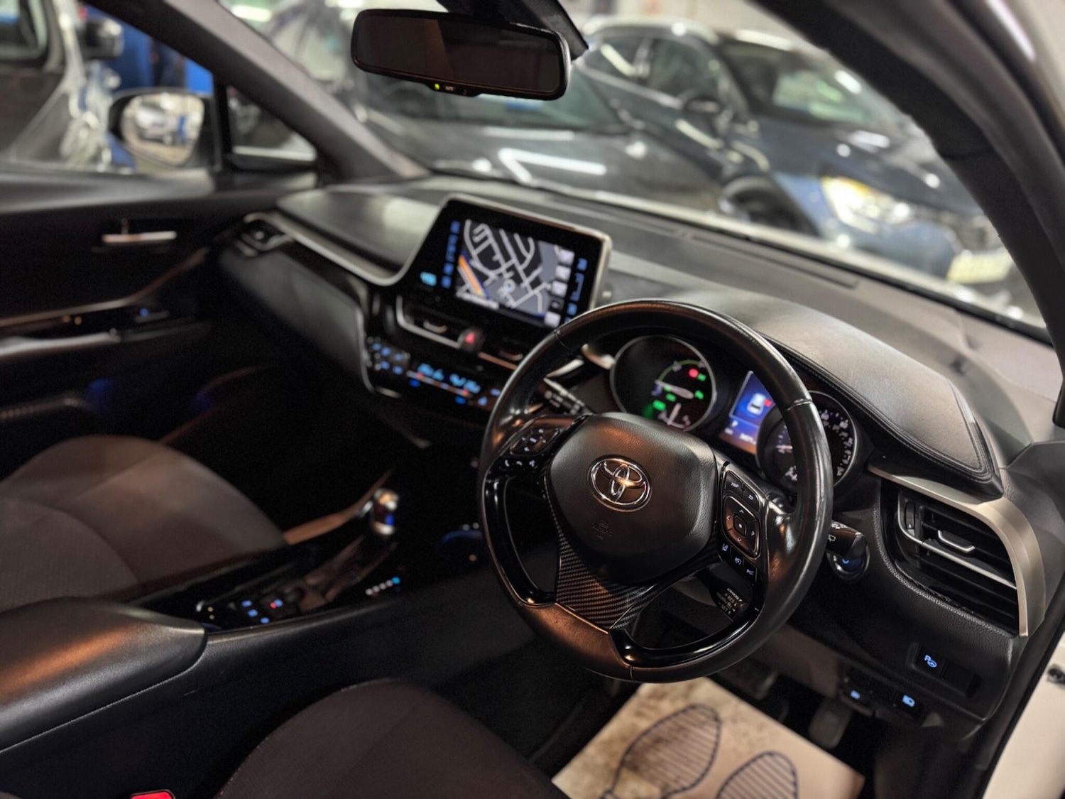 Used Toyota C-HR 2018 for sale - 77278723: Photo 5