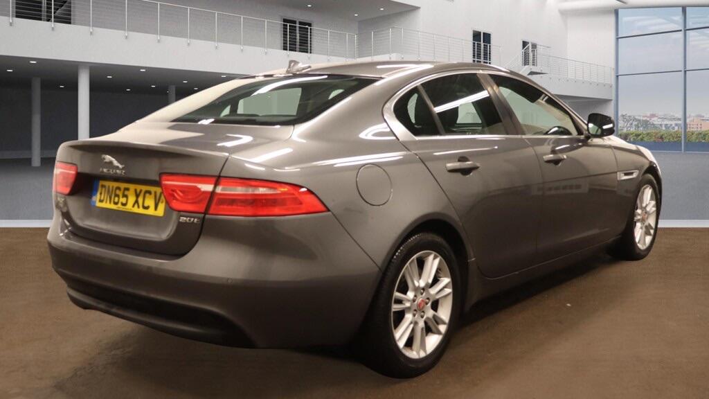 Used Jaguar XE 2015 for sale - 77315459: Photo 10