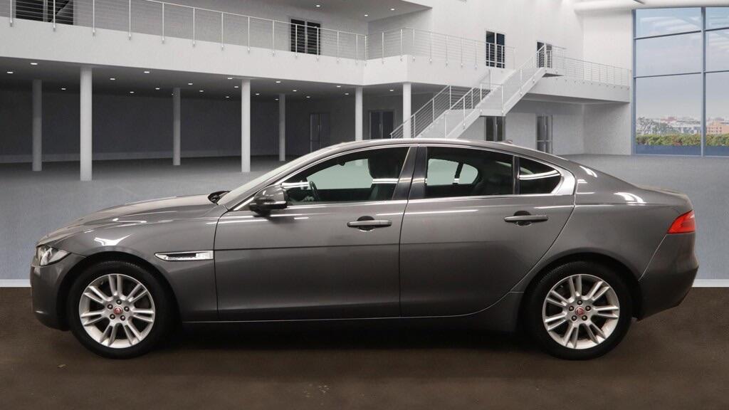 Used Jaguar XE 2015 for sale - 77315459: Photo 12
