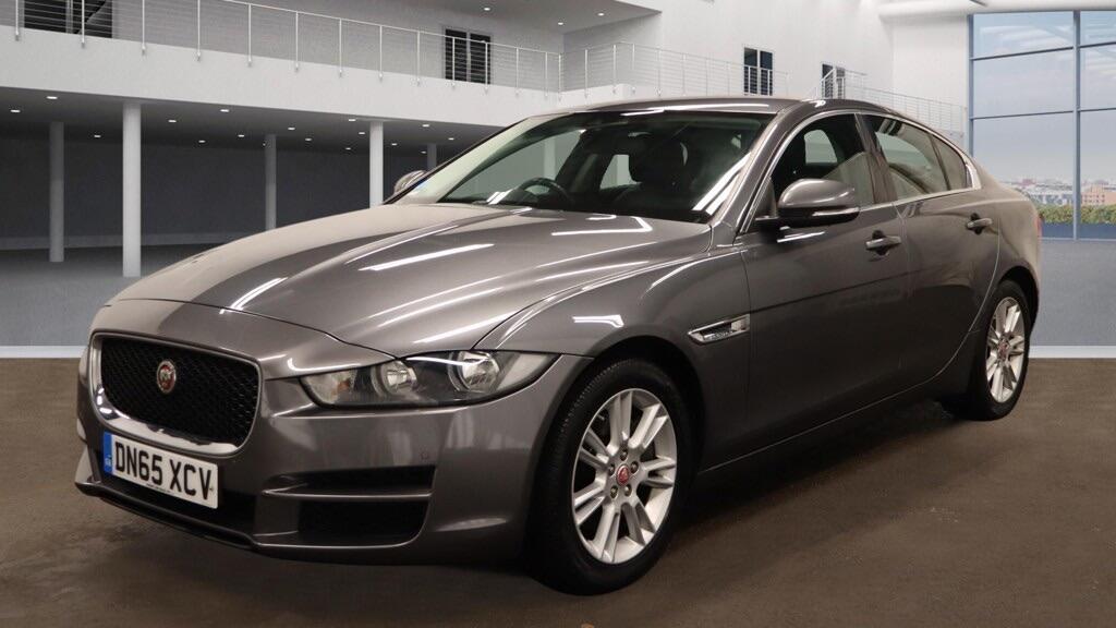 Used Jaguar XE 2015 for sale - 77315459: Photo 8