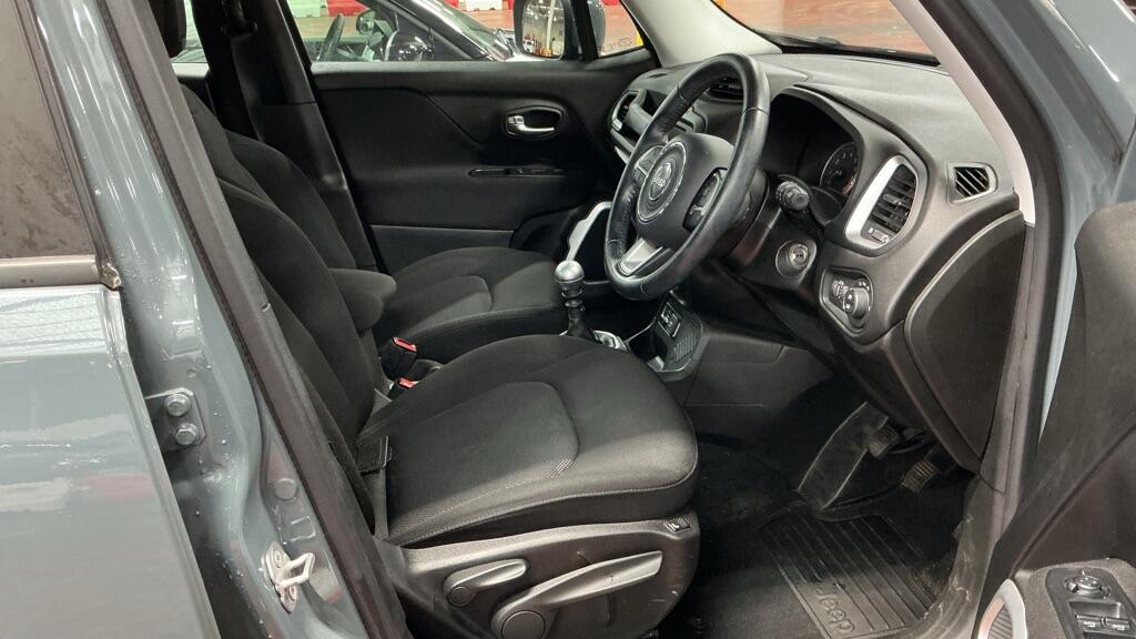 Used Jeep Renegade for sale - 76485933: Photo 9